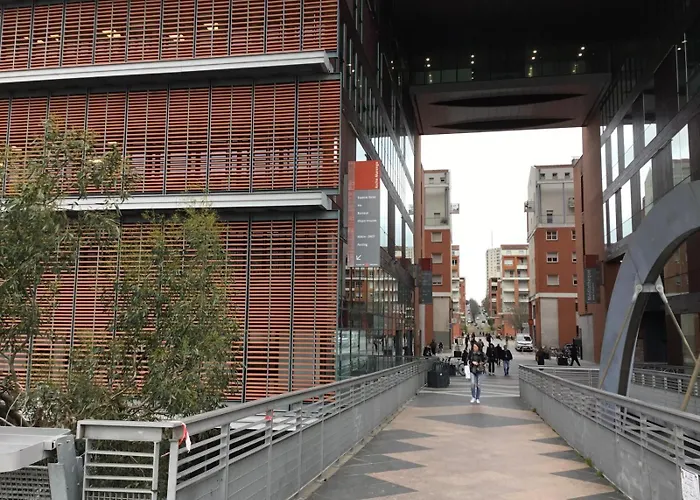 Marengo-gare Matabiau - Mediatheque-allees Jean Jaures Proche Ligne B Parking Prive Securise Gratuitprive Lägenhet