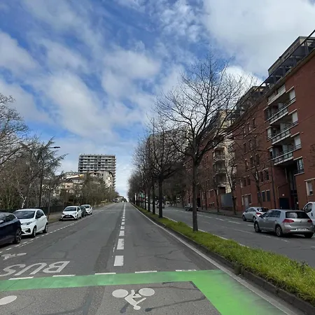 Marengo-gare Matabiau - Mediatheque-allees Jean Jaures Proche Ligne B Parking Prive Securise Gratuitprive